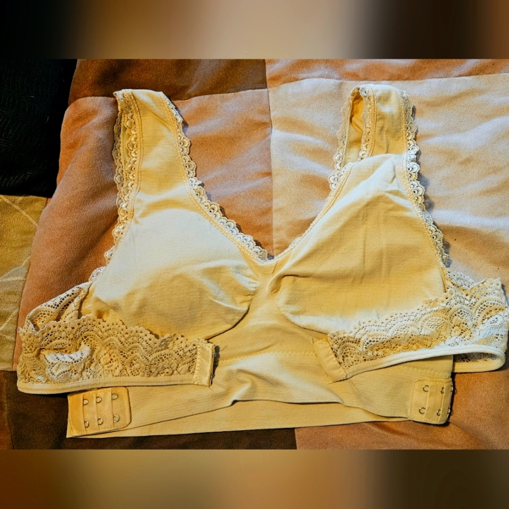 2x nude bra